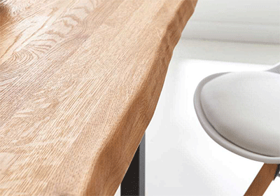 natürliche Tischplatte aus Massivholz