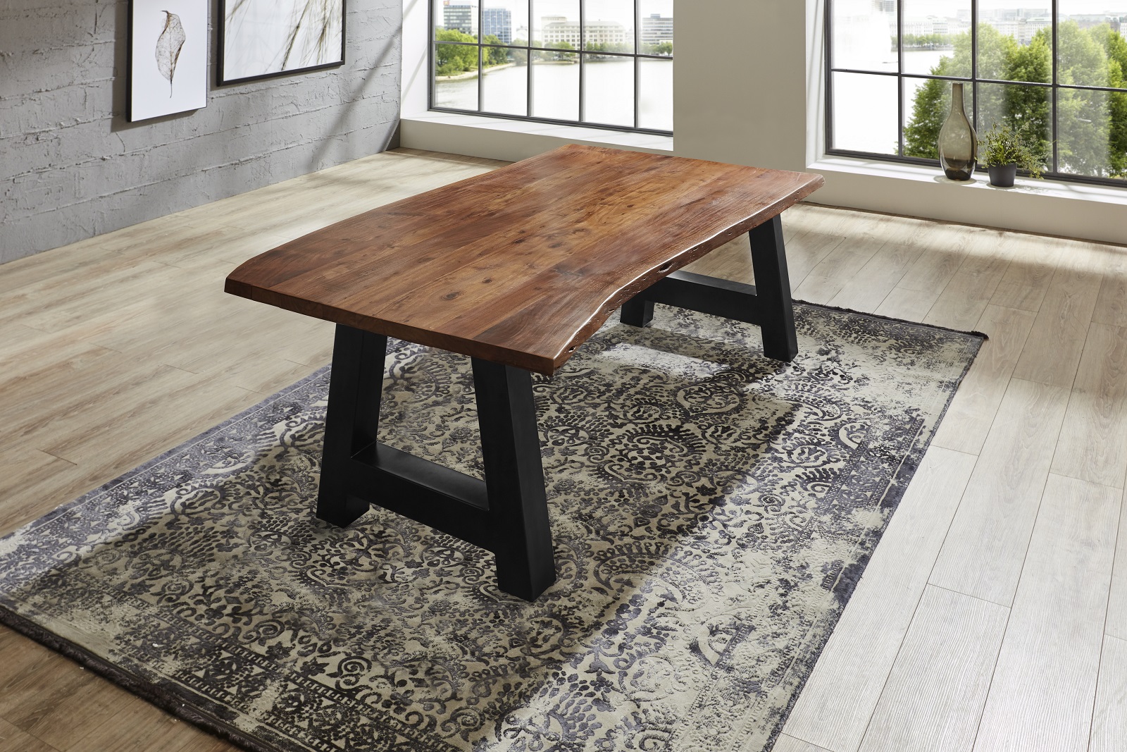 Esstisch Baumkante massiv Akazie nussbaum 140 x 80 schwarz ATHEN