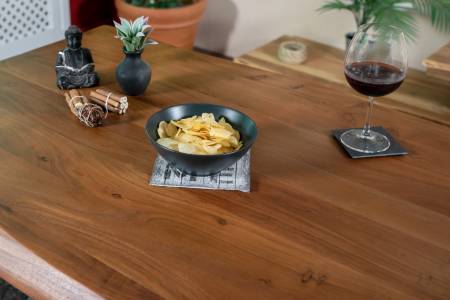 SAM_NEU-Esszimmer-Baumkante-Tische-Cali_aufgedoppelt-A_Gestell-BKT-nuss-silber-140-BKT_Cali_06