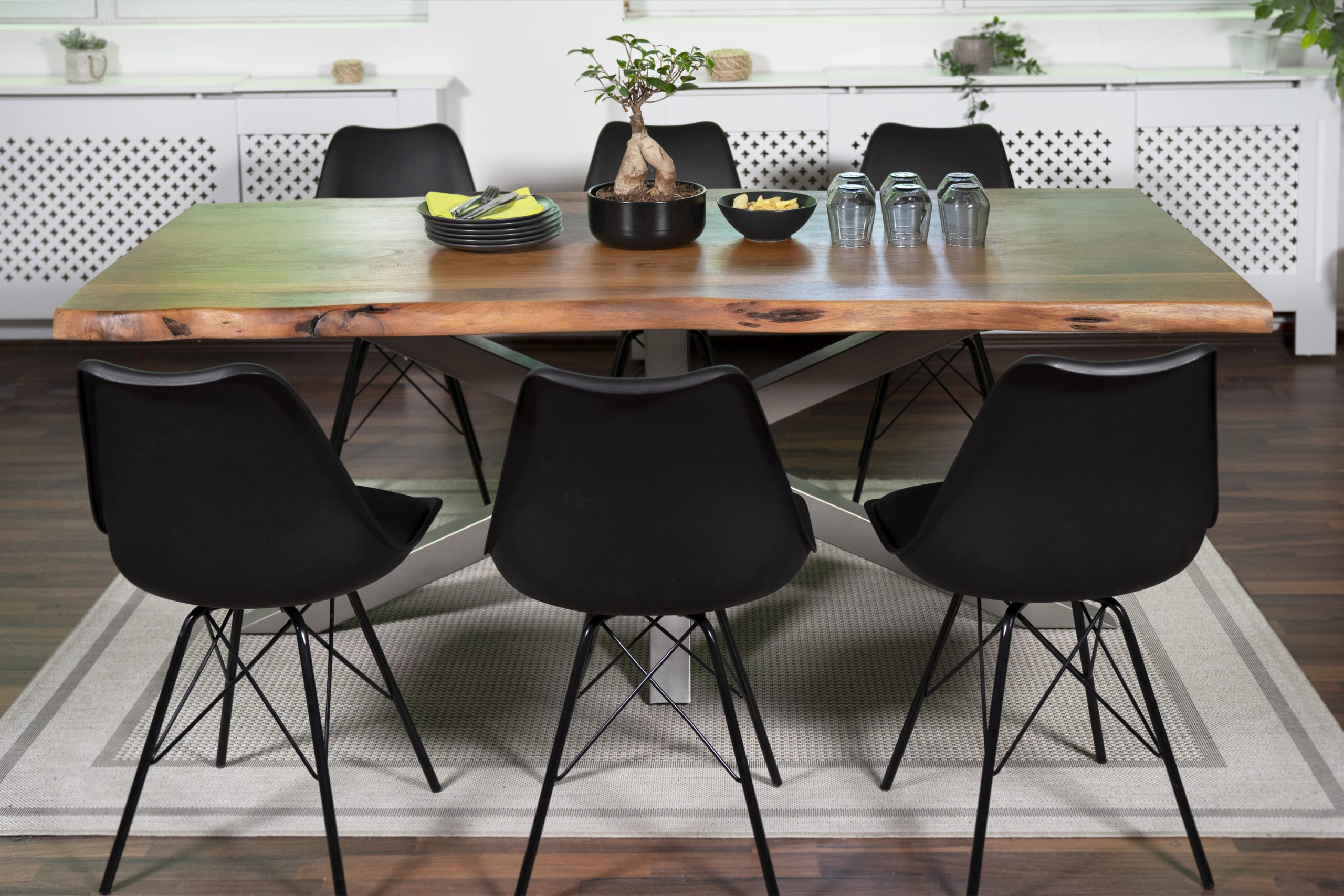 B-Ware Esstisch Baumkante Akazie massiv 50mm Nussbaum 200 x 100 cm Spider-Gestell silber CALI – Bild 8