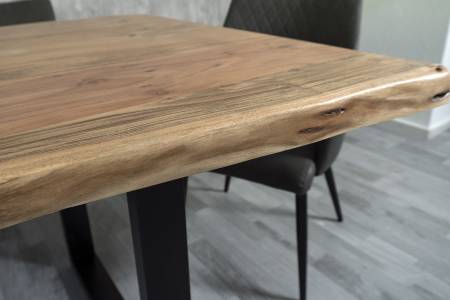 SAM_NEU-Esszimmer-Baumkante-Tische-Cali_aufgedoppelt-U_Gestell-natur-schwarz-240-BKT_Cali_natur_schwarz_240_03