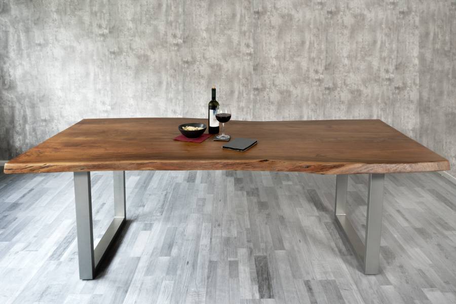 SAM_NEU-Esszimmer-Baumkante-Tische-Cali_aufgedoppelt-U_Gestell-nuss-silber-260-BKT_Cali_nuss_silber_260_04