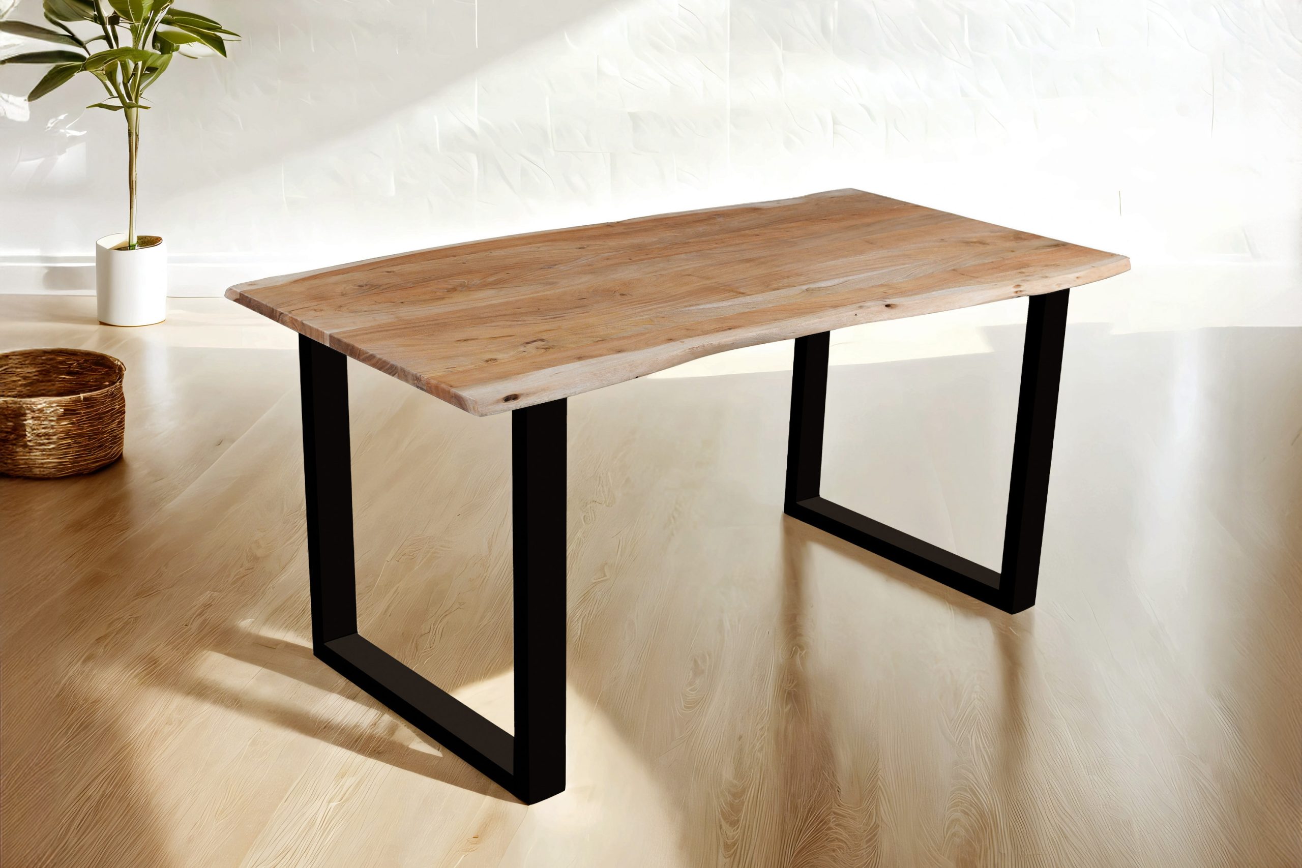 Esstisch Baumkante Akazie massiv eichenfarben 160 x 85 cm U-Gestell schwarz DEREK