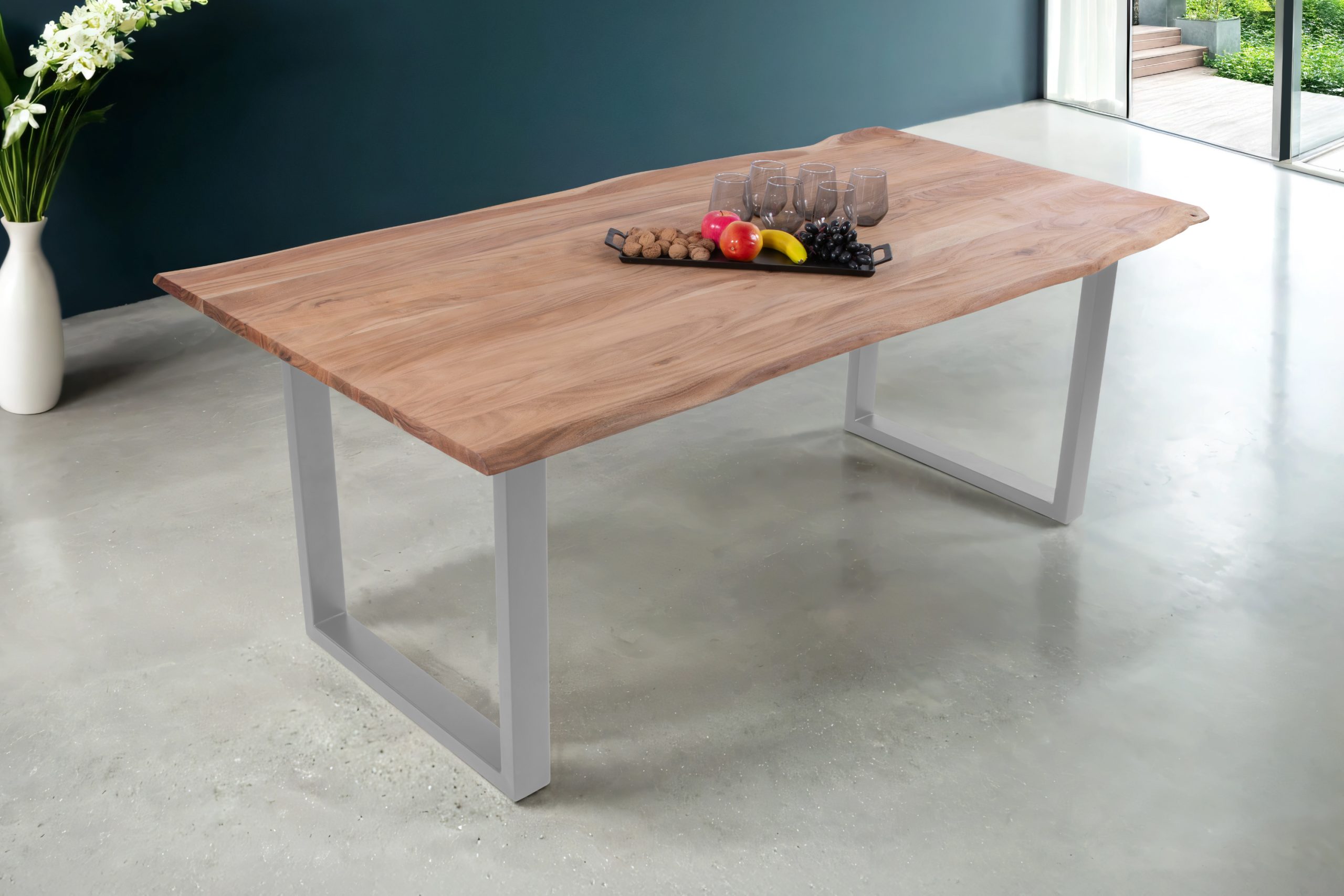 Esstisch Baumkante Akazie massiv eichenfarben 280 x 100 cm U-Gestell silber DEREK