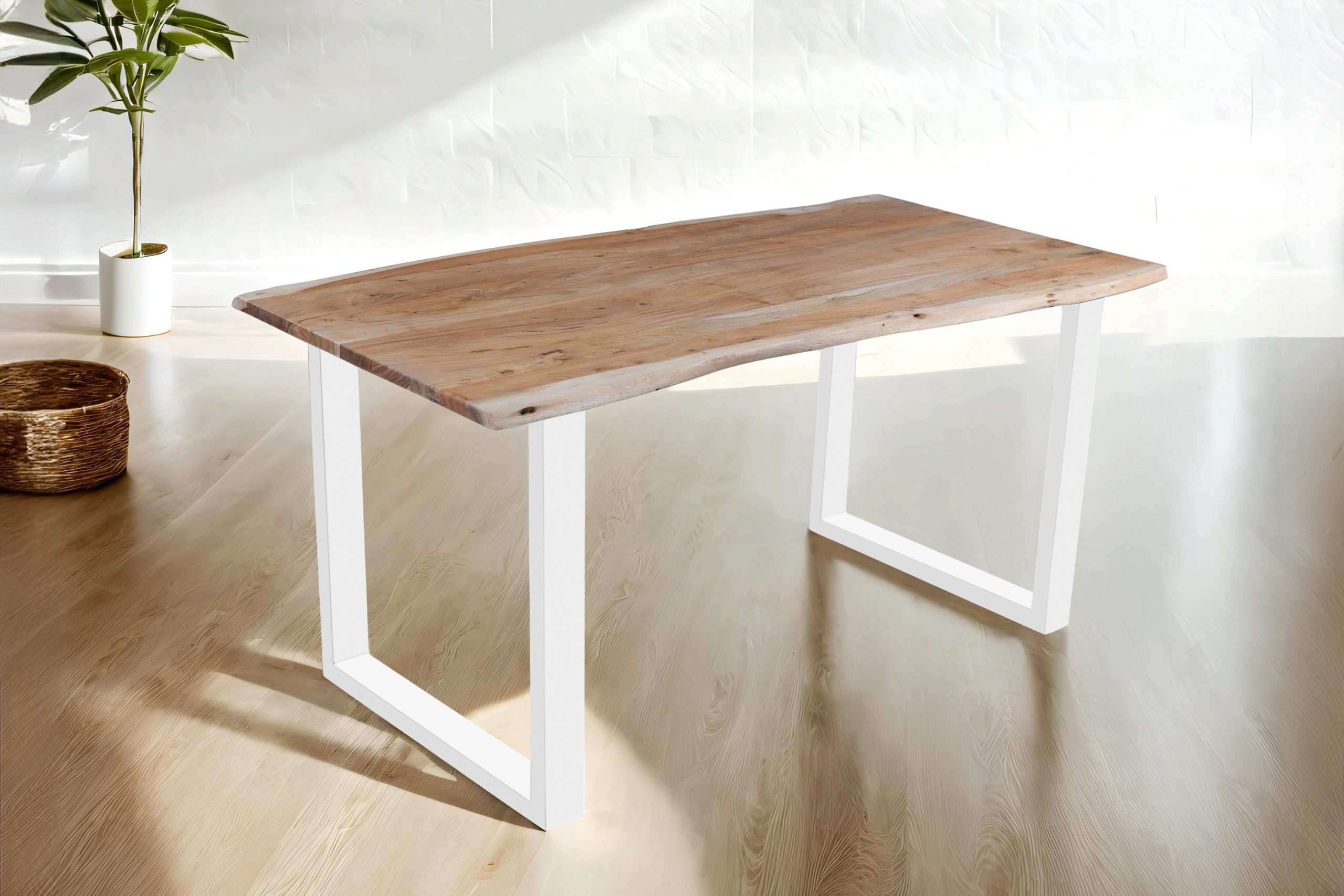 Esstisch Baumkante Akazie massiv eichenfarben 160 x 85 cm U-Gestell weiß DEREK