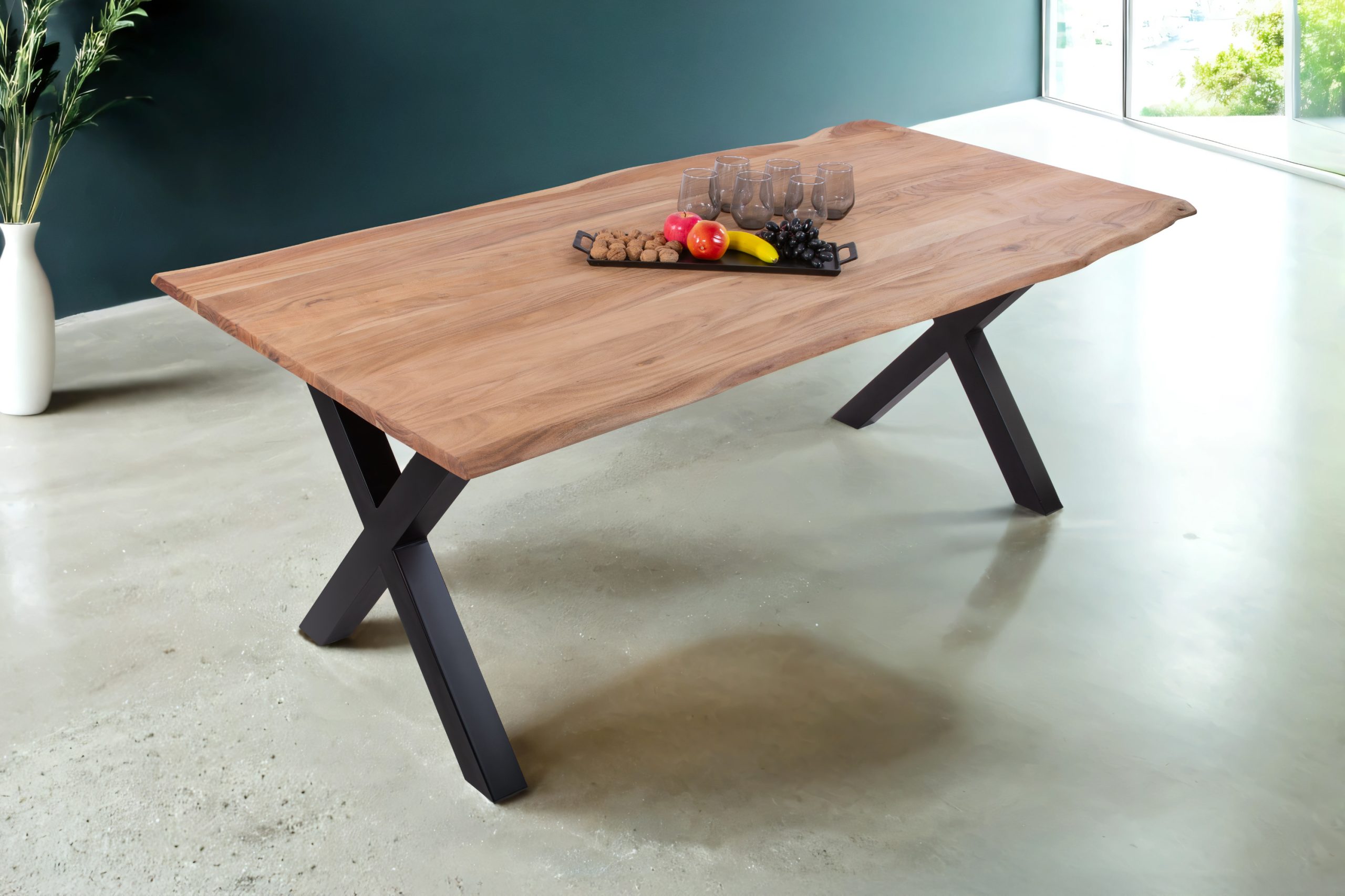 Esstisch Baumkante Akazie massiv eichenfarben 200 x 100 cm X-Gestell schwarz DEREK