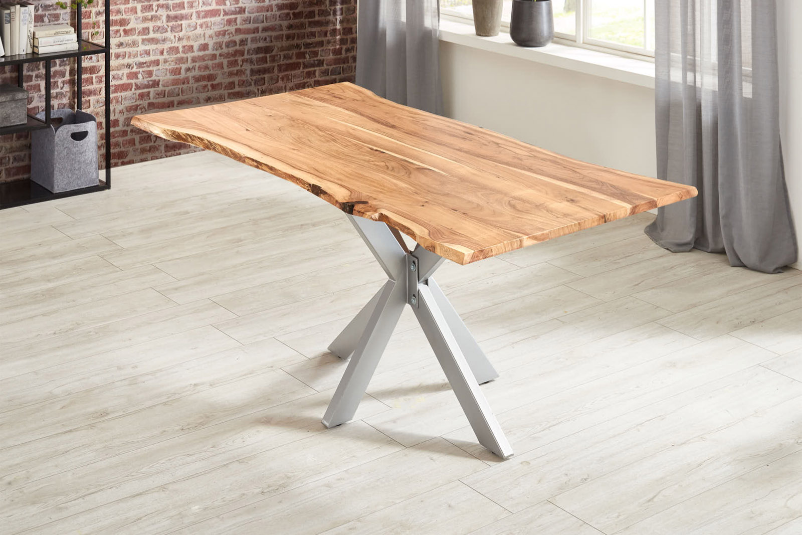 Esstisch Baumkante massiv Akazie natur 240 x 100 silber HELENE