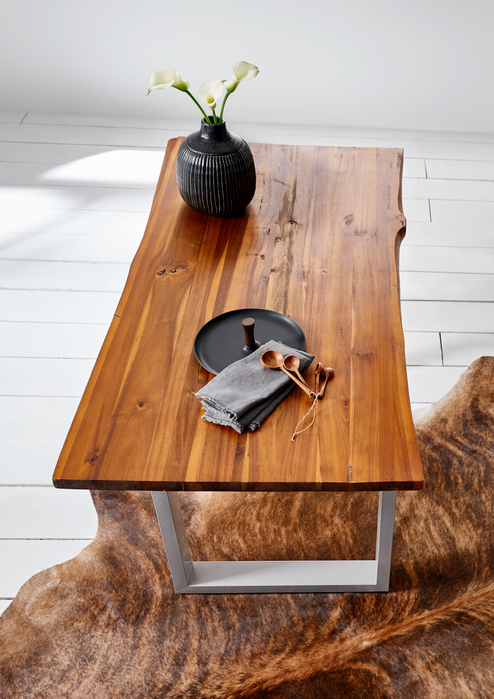 Esstisch Baumkante 200 x 100 cm Akazie cognac massiv U-Gestell silber ESRA – Bild 3