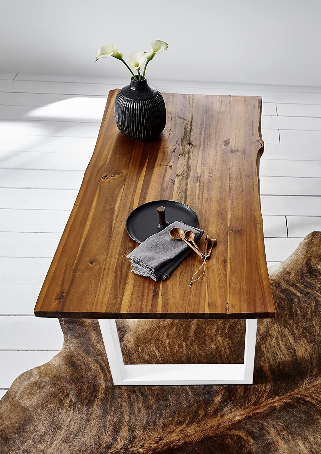 Esstisch Baumkante 140 x 80 cm Akazie cognac massiv U-Gestell weiß ESRA – Bild 4