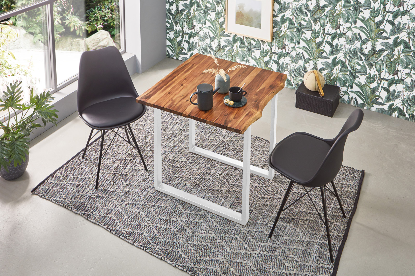 Esstisch Baumkante 90 x 90 cm Akazie cognac massiv U-Gestell weiß ESRA – Bild 4