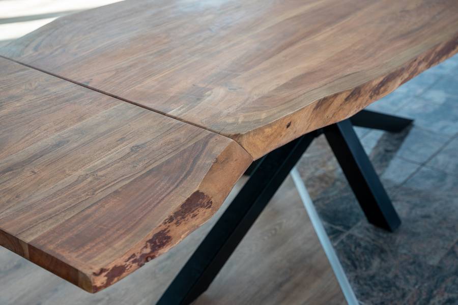 SAM_NEU-Esszimmer-Baumkante-Tische-Janosh-nougat-220-Janosh_nougatfarben_schwarz_05