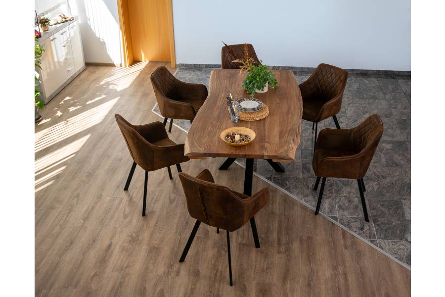 SAM_NEU-Esszimmer-Baumkante-Tische-Janosh-nougat-220-Janosh_nougatfarben_schwarz_08