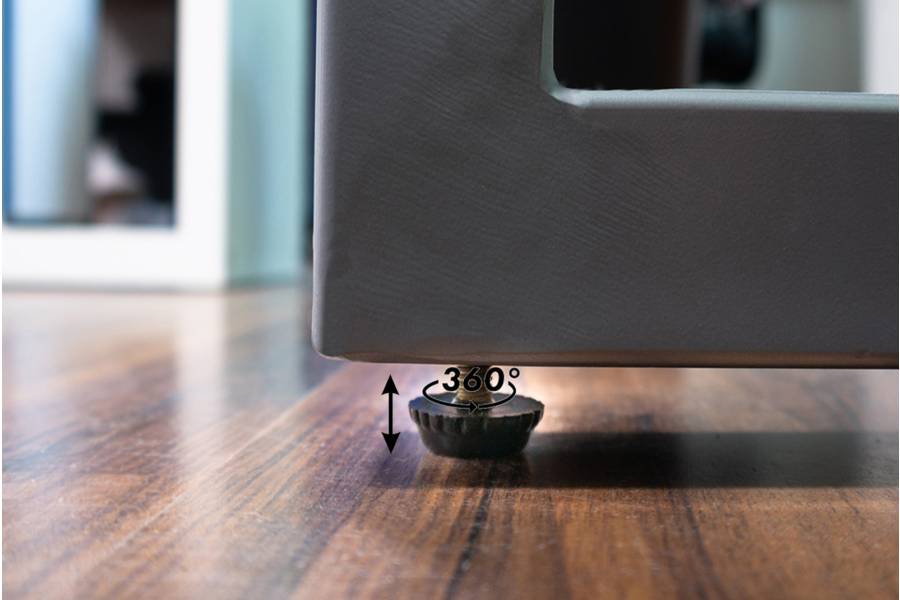 SAM_NEU-Esszimmer-Baumkante-Tische-Laurina-nougat-silber-120-Laurina_nougatfarben_silber_ml_08-1