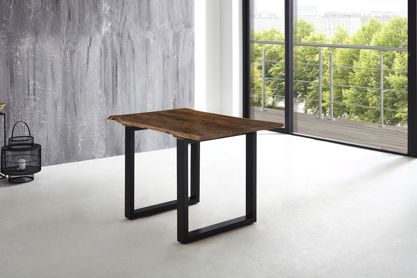 Esstisch Baumkante massiv Akazie nussbaum 160 x 85 U-Gestell schwarz LUBIN