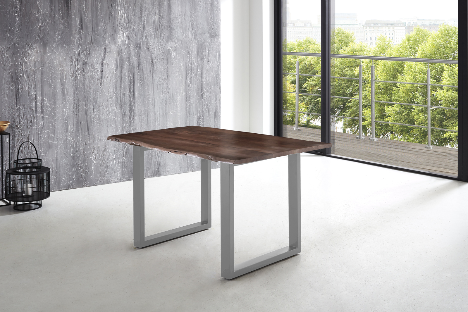 Esstisch Baumkante massiv Akazie nussbaum 160 x 85 U-Gestell silber LUBIN