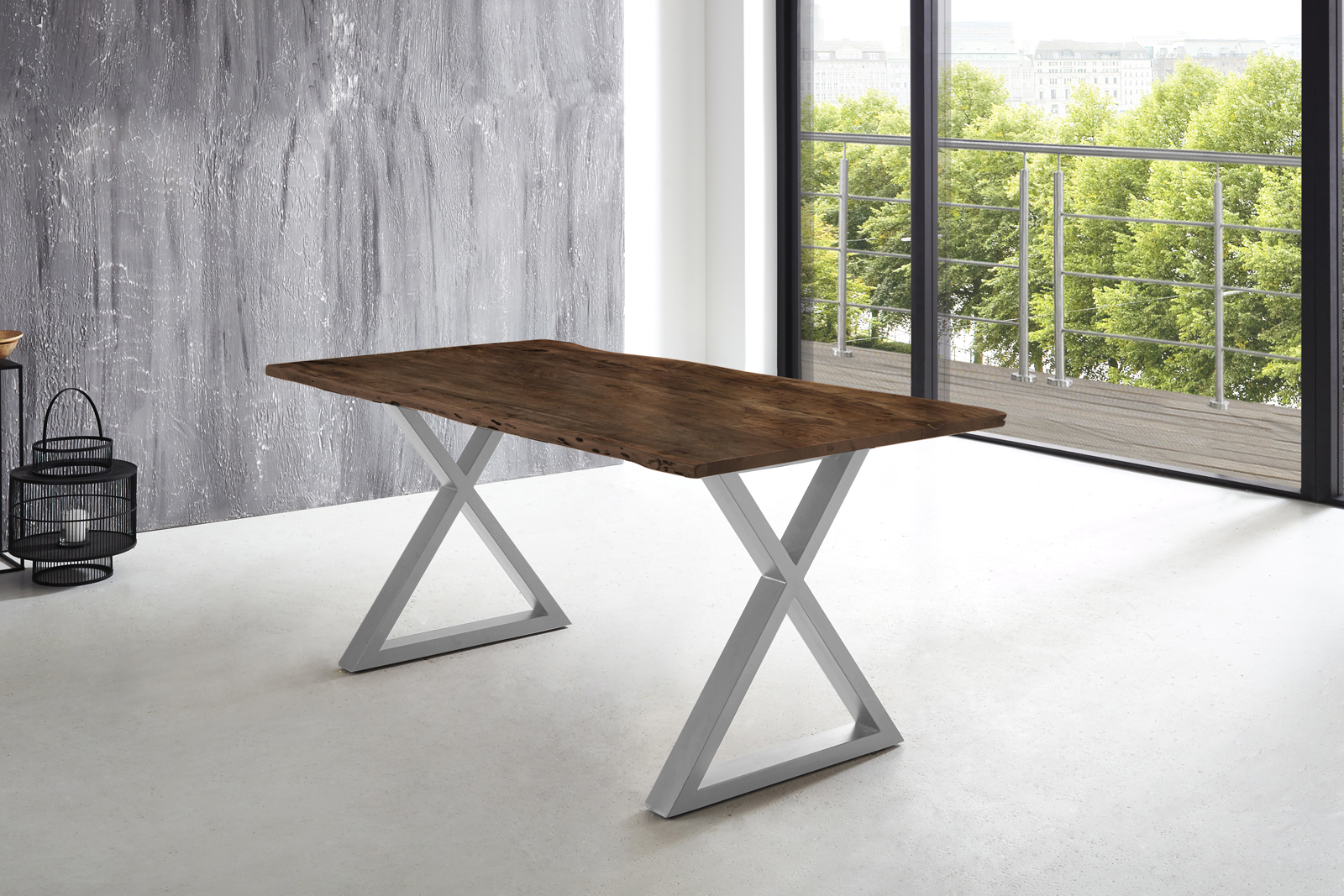 Esstisch Baumkante massiv Akazie nussbaum 160 x 85 X-Gestell silber LUBIN