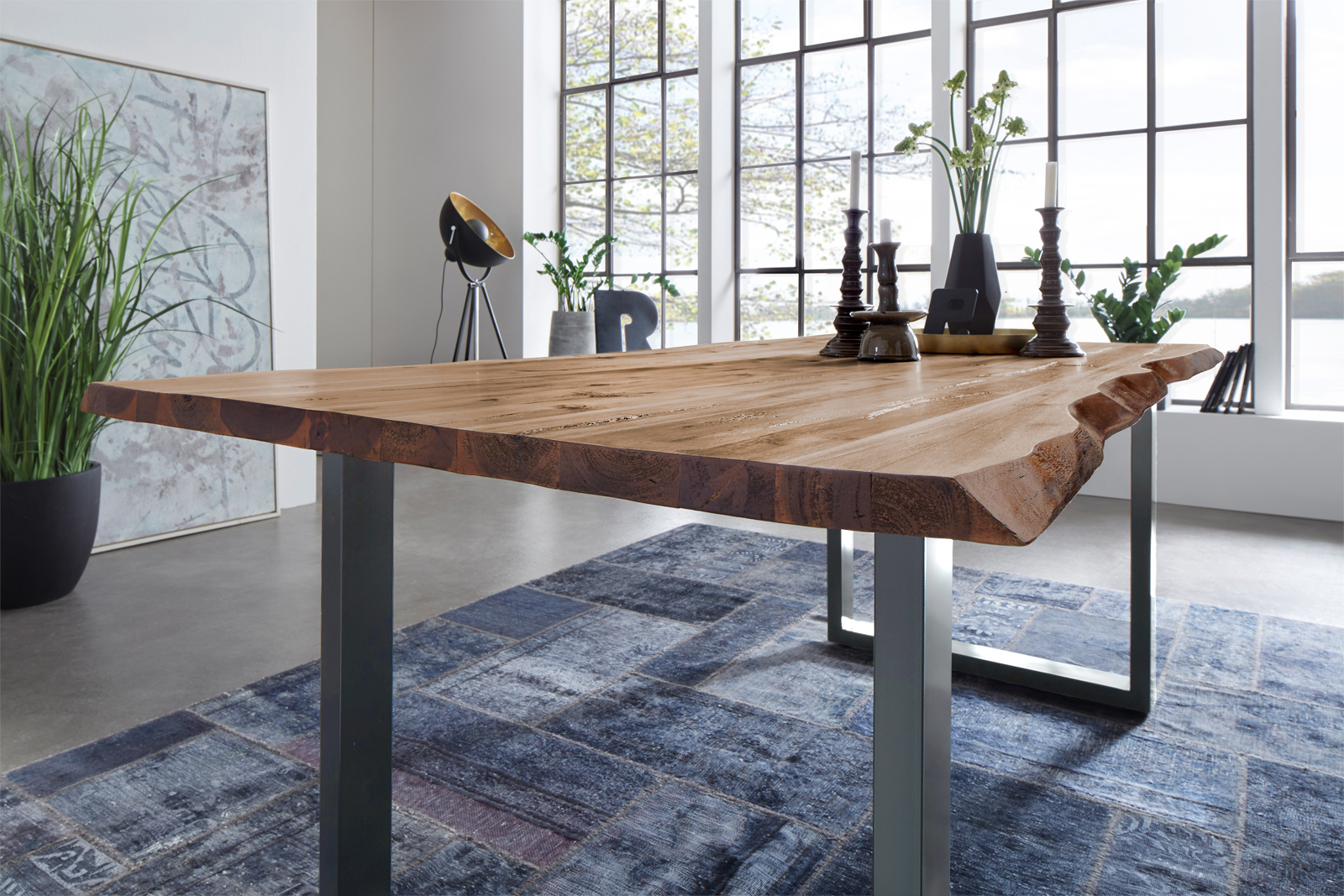 Esstisch Baumkante massiv Akazie natur 300 x 100 silber NOAH
