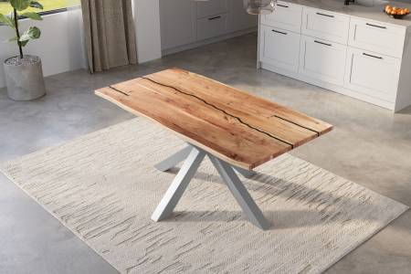 SAM_NEU-Esszimmer-Baumkante-Tische-Polly-Natur-Spider-silber-120-BKT_Polly_Akazie_natur_resin_120_Spider_silber_neu_05