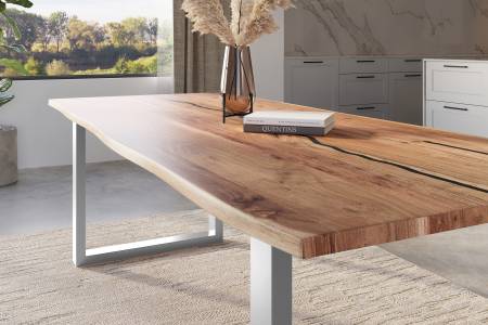 SAM_NEU-Esszimmer-Baumkante-Tische-Polly-Natur-U-Form-silber-300-BKT_Polly_Akazie_natur_resin_300_U_silber_neu_04