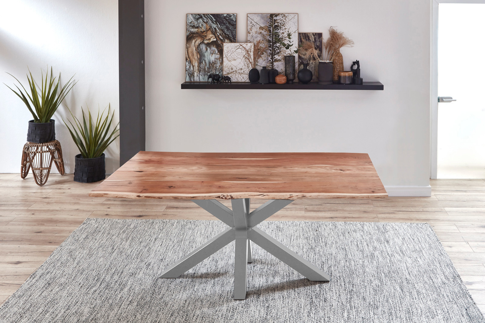 Esstisch Baumkante Akazie Natur 140 x 80 cm silber QUINCY
