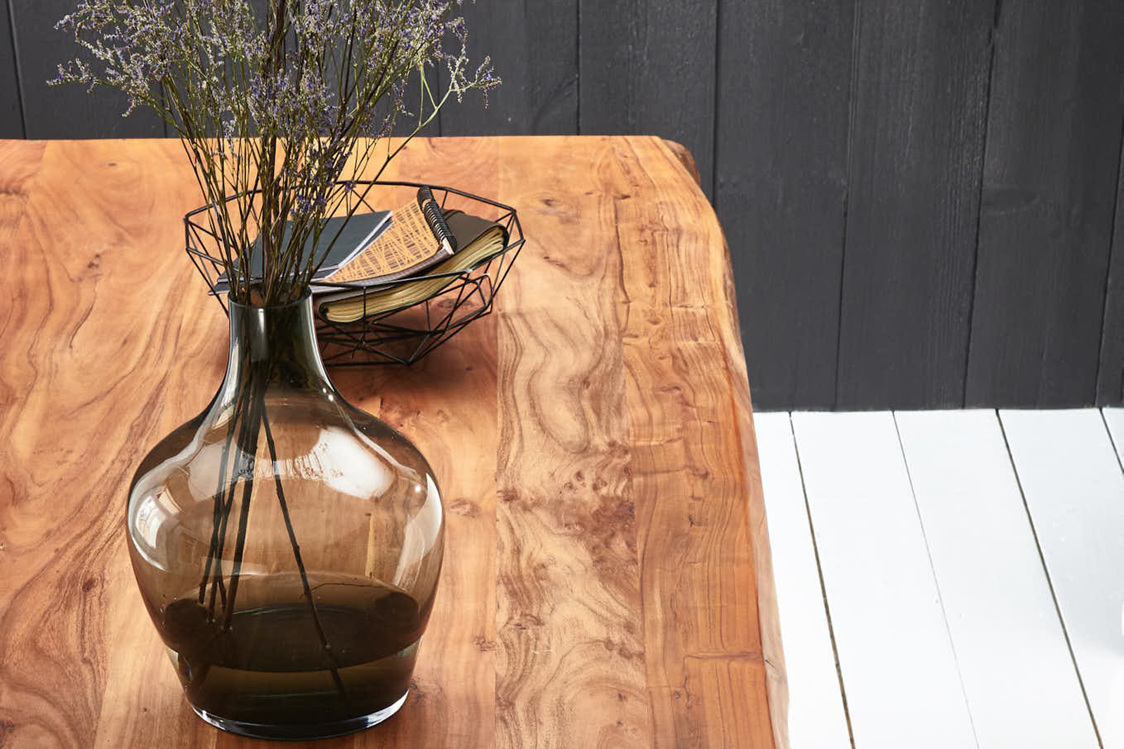 Esstisch Baumkante massiv Akazie natur 220 x 100 schwarz Xerez – Bild 4