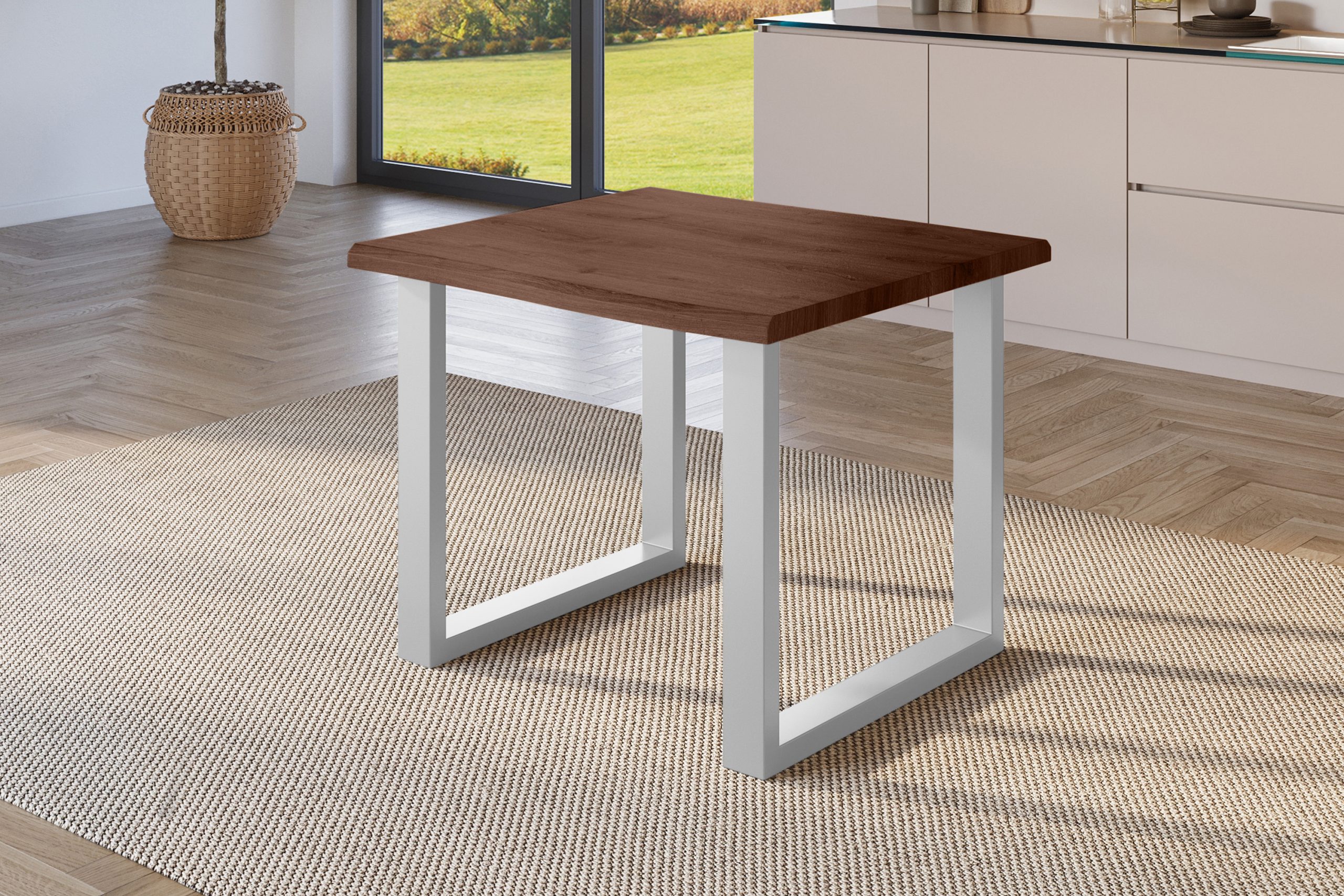 Esstisch 80x80 cm Baumkante Holz Nussbaum-Optik U-Gestell Metall silber JULIUS