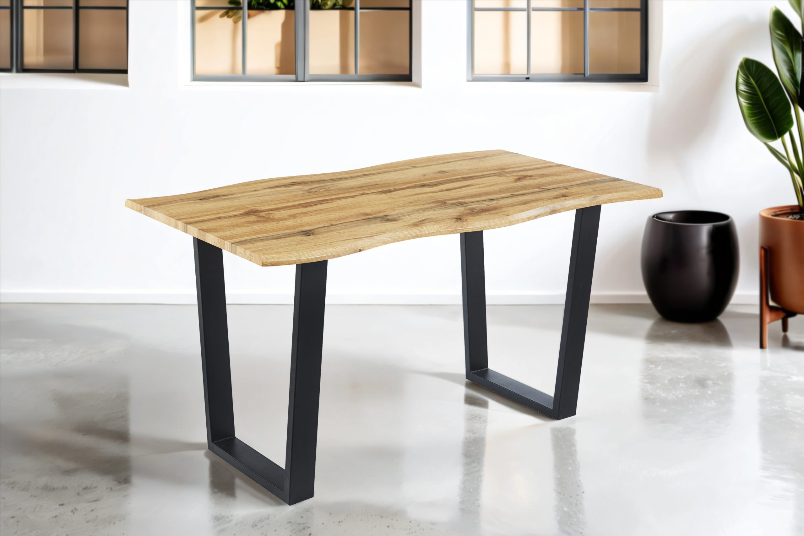 Esstisch Baumkante 140x80 cm Holz Wildeiche-Optik V-Gestell Metall schwarz KOPENHAGEN