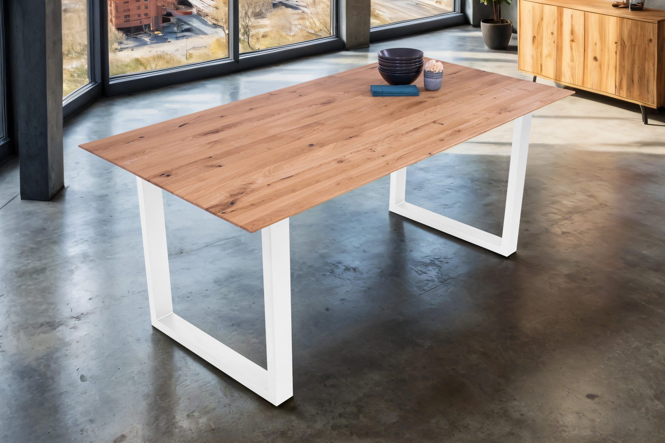 Esszimmertisch Schweizer Kante / gerade Ecken massiv & geölt Eiche 180x90 weiß U-Gestell Lotte