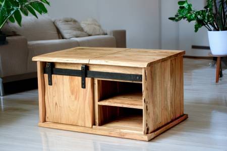 Truhe 76x51x45 cm Couchtisch Baumkante Akazienholz massiv natur gusseiserne Elemente LIAN I