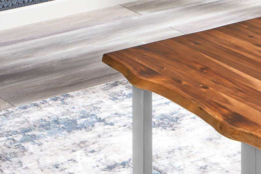 SAM_NEU-Esszimmer-Baumkante-Tische-Ina-silber-80-Ida_silber_80_05