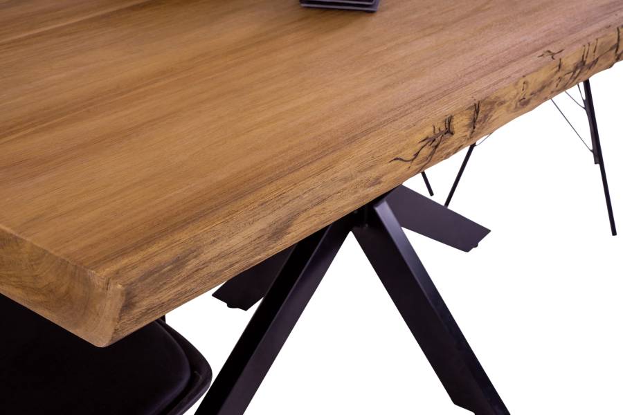 SAM_NEU-Esszimmer-Baumkante-Tische-Kinan-BKT-Spider-schwarz-300-BKT_Kinan_04-1