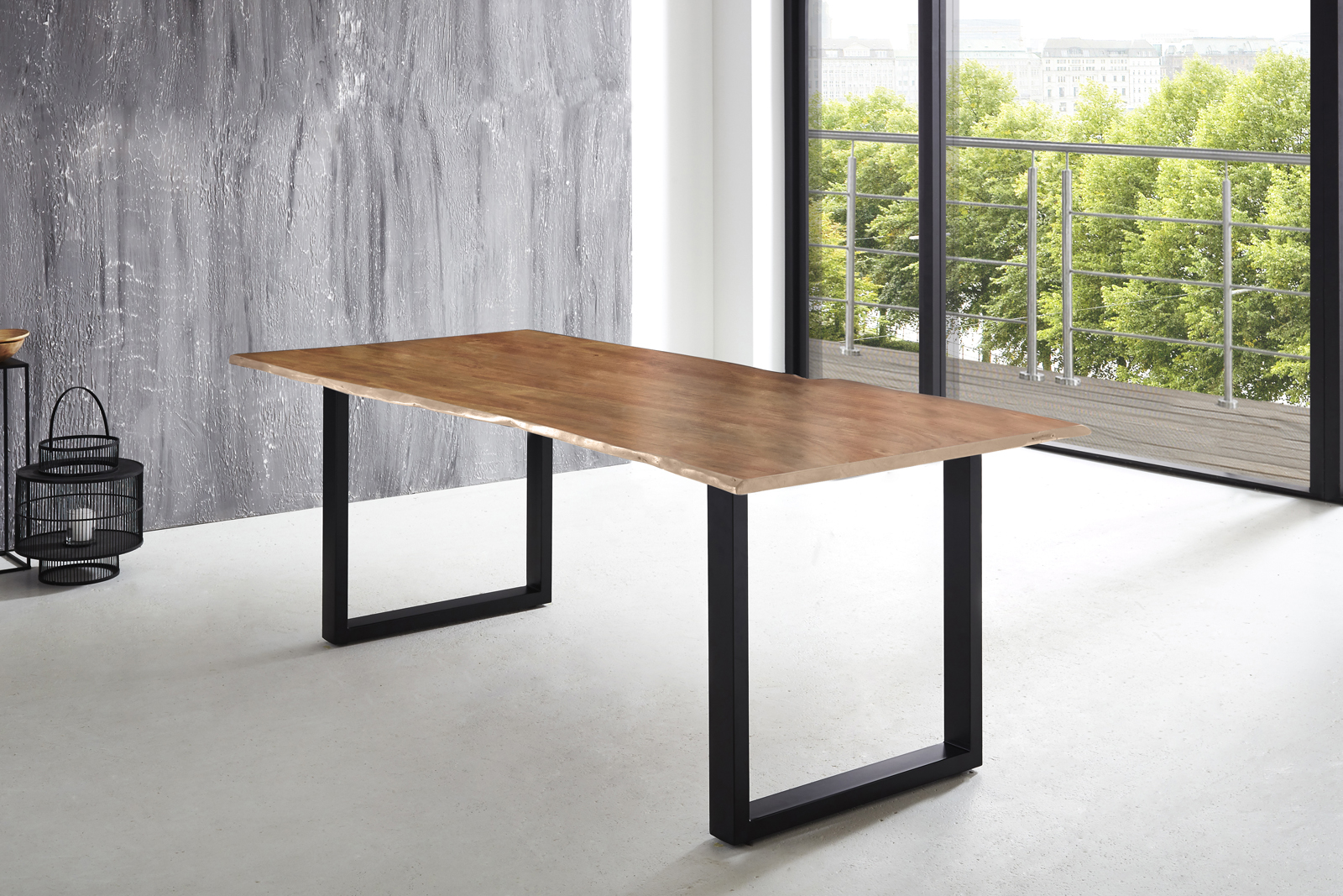 Esstisch Baumkante massiv Akazie natur 220 x 100 U-Gestell schwarz LUBIN