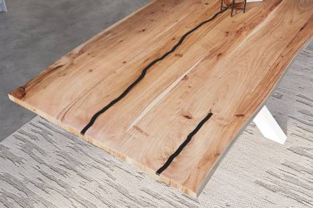 SAM_NEU-Esszimmer-Baumkante-Tische-Polly-Natur-Spider-weiss-280-BKT_Polly_Akazie_natur_resin_280_Spider_weiss_neu_06-3