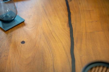 SAM_NEU-Esszimmer-Baumkante-Tische-Polly-Nussbaum-A-Form-schwarz-240-Polly_nuss_240_schwarz_06