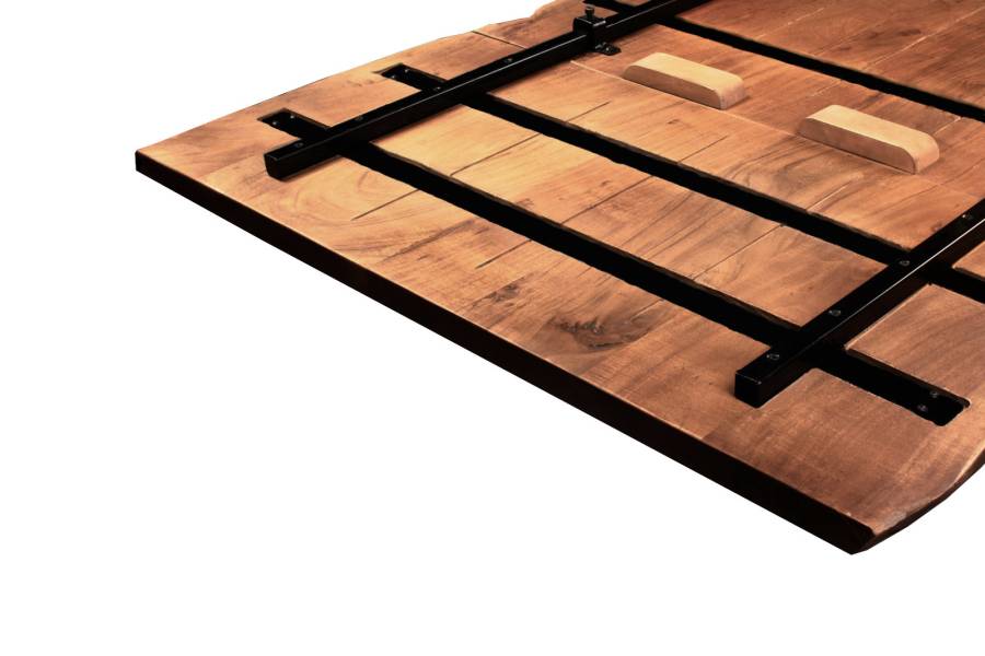 SAM_NEU-Esszimmer-Baumkante-Tische-Spencer-Nussbaum-Schwarz-Spencer_nussbaum_200_10-5