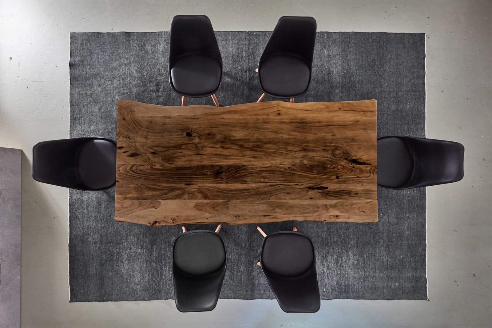 Esstisch Baumkante Akazie Nussbaum 280 x 100 cm schwarz TABEA – Bild 4