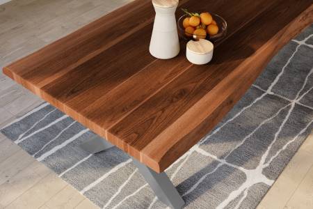 SAM_NEU-Esszimmer-Baumkante-Tische-Titan-Nuss-X-Gestell-Silber-320×120-ML_Titan_320_nuss_X_silber_03-1