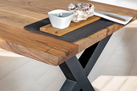 SAM_NEU-Esszimmer-Baumkante-Tische-Tomaso-natur-200-BKT_Tomaso_natur_200_04-3