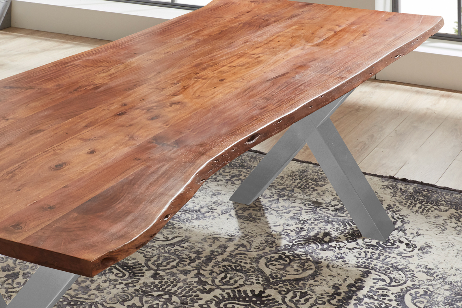 Esstisch Baumkante massiv Akazie nussbaum 220 x 100 silber XANTEN – Bild 5
