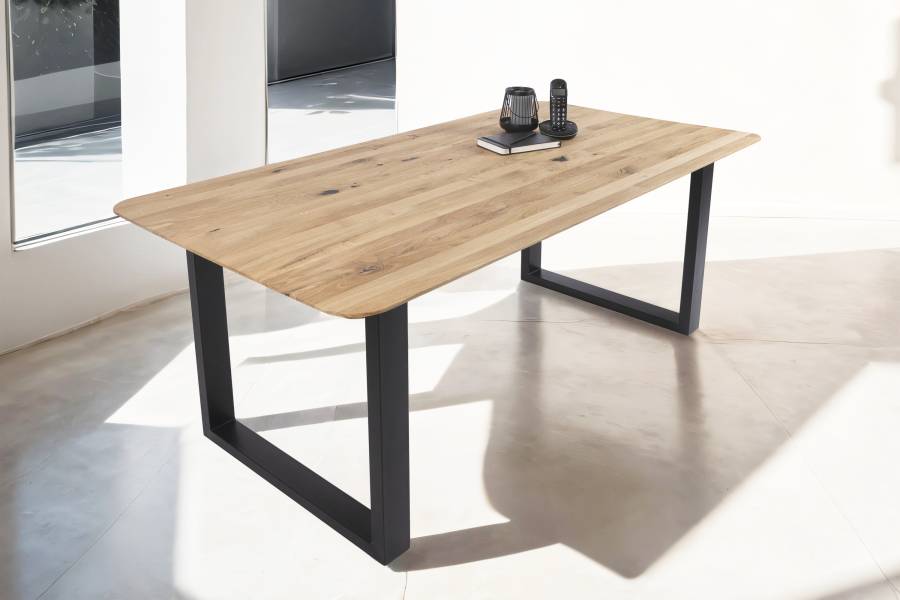 SAM_NEU-Esszimmer-Esszimmertische-Lotte-Baumkantentische.de-rund-schwarz-160-BKT_Tisch_Lotte_schwarz_01-5