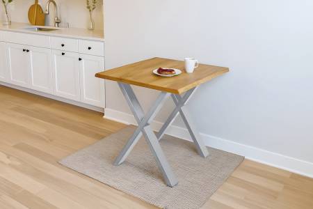 Esstisch 90x90 cm Baumkante Eichenholz massiv geölt X-Gestell silber SALVADOR