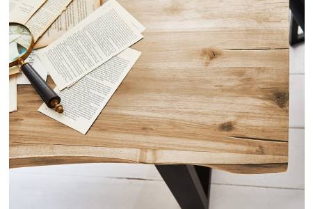 SAM_NEU-Tischgruppen-Quintus-Natur_Schwarz-220-Bild_05-4