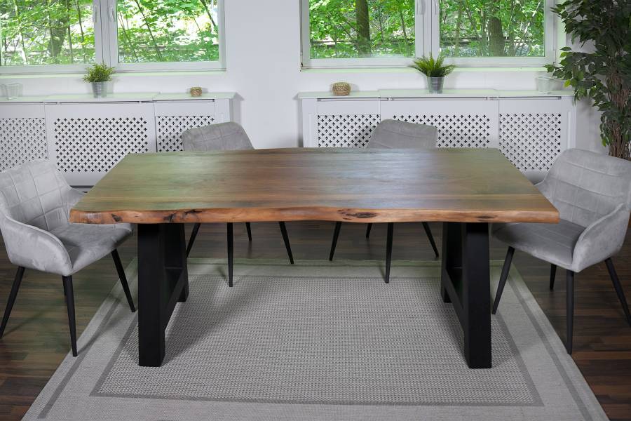 SAM_NEU-Esszimmer-Baumkante-Tische-Cali_aufgedoppelt-A_Gestell-BKT-nuss-schwarz-300-BKT_Cali_05-1