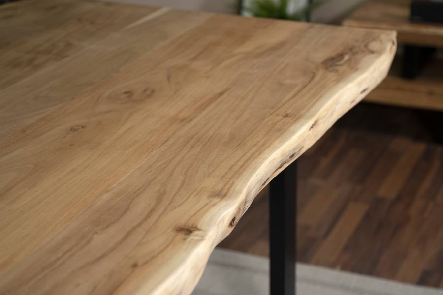 SAM_NEU-Esszimmer-Baumkante-Tische-Cali_aufgedoppelt-U_Gestell-BKT-natur-schwarz-220-BKT_Cali_04-1