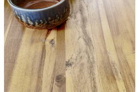 SAM_NEU-Esszimmer-Baumkante-Tische-Harley-BKT-natur_lackiert-U-Gestell-schwarz-140-BKT_Harley_u_sw_06-2