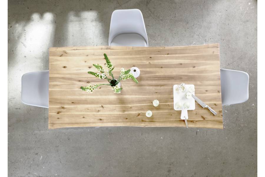 SAM_NEU-Esszimmer-Baumkante-Tische-Harley-BKT-natur_lackiert-U-Gestell-silber-140-BKT_Harley_u_si_08-2