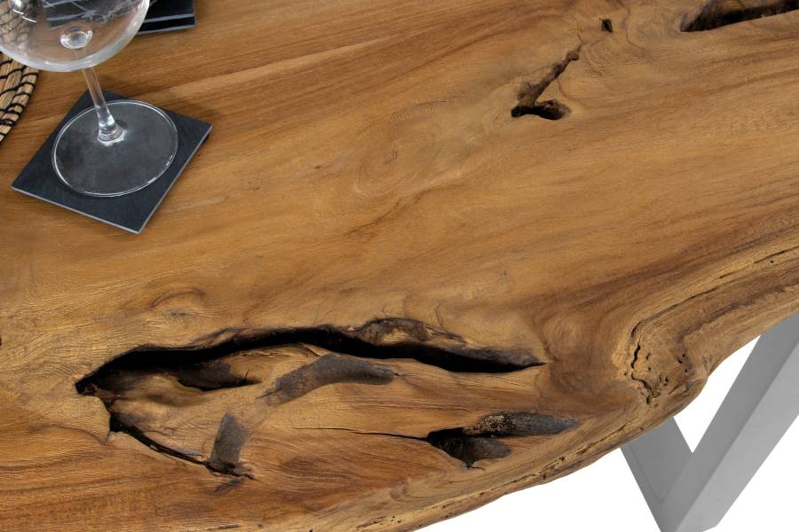 SAM_NEU-Esszimmer-Baumkante-Tische-Kinan-BKT-U_Gestell-silber-250-BKT_Kinan_06