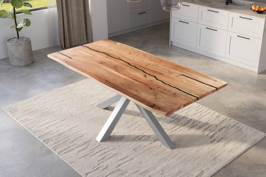 SAM_NEU-Esszimmer-Baumkante-Tische-Polly-Natur-Spider-silber-220-BKT_Polly_Akazie_natur_resin_220_Spider_silber_neu_06