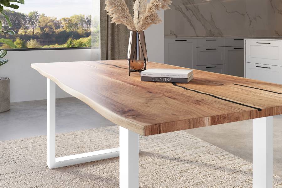 SAM_NEU-Esszimmer-Baumkante-Tische-Polly-Natur-U-Form-weiss-220-BKT_Polly_Akazie_natur_resin_220_U_weiss_neu_04