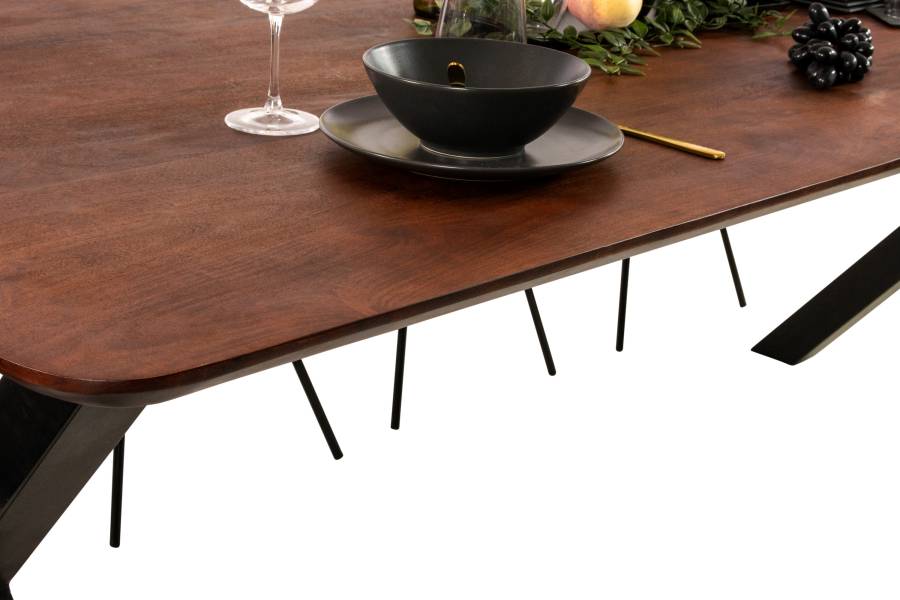 SAM_NEU-Esszimmer-Baumkante-Tische-Roberto-BKT-220-BKT_Roberto_06-1